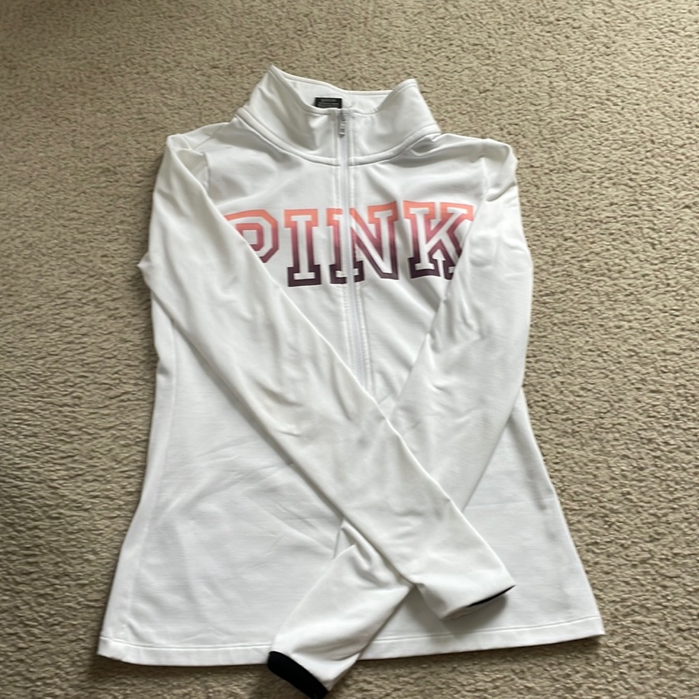 Like new White VS pink quarter zip